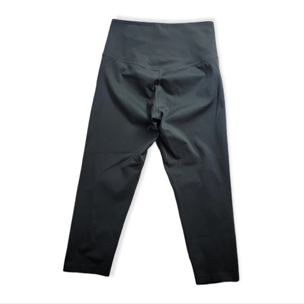 Girlfriend Collective Crop Leggings - Picture 5 of 7
